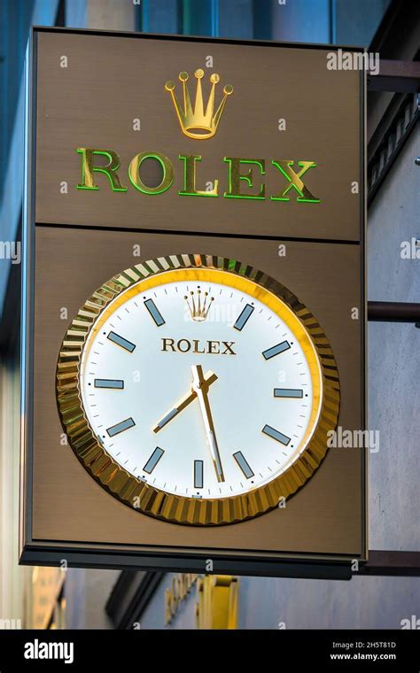 rolex toronto downtown.